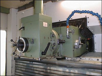 Alternative view of MH 700 C  MAHO 1986