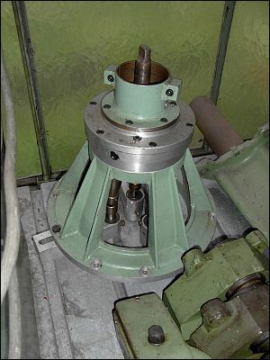 Alternative view of Bohrglocke MK-4 mit 3 Spindeln  UNBEKANNT
