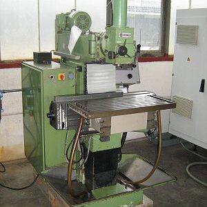 Alternative view of UWF-801  HERMLE 1980