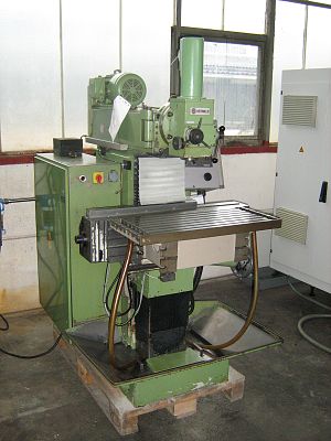 Alternative view of UWF-801  HERMLE 1980