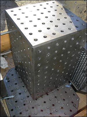 altern. Stift- und Gewinde M12  UNBEKANNT