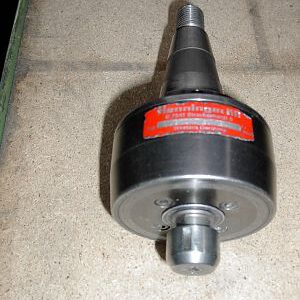 Schnelllaeufer 1:4  HENNINGER