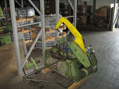 Alternative view of Super A-275  BEHRINGER ca75