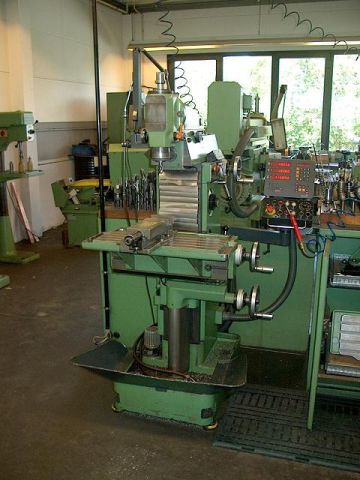 Alternative view of FP 1  DECKEL 1988