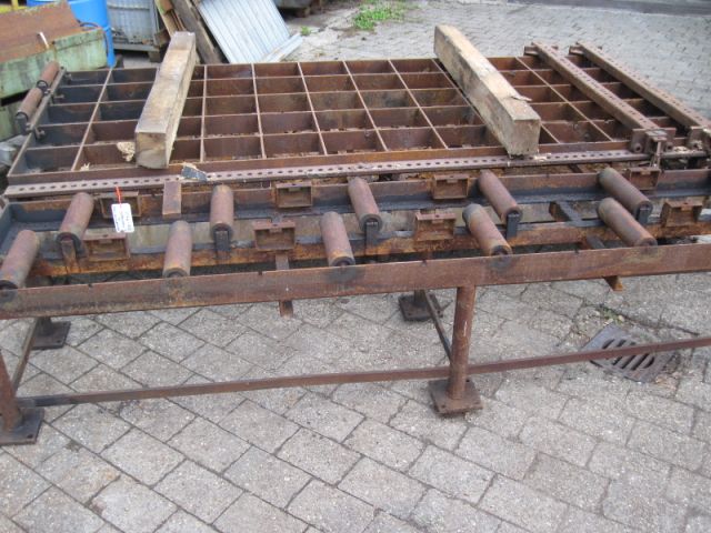 Auflagetisch / Rollengang  unbekannt