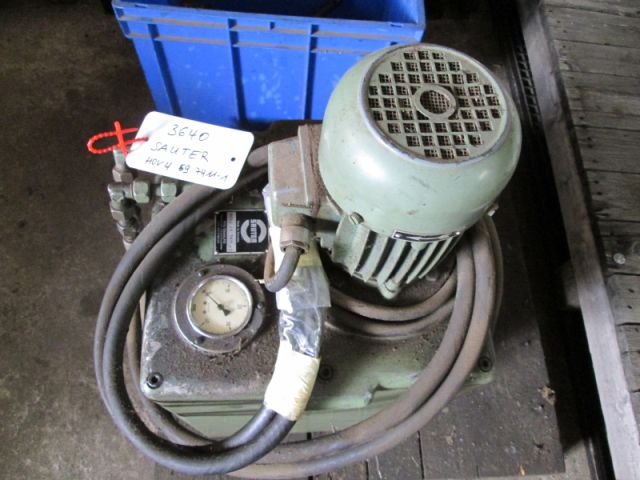 HOV 4 69 7411-1  SAUTER 69 ?