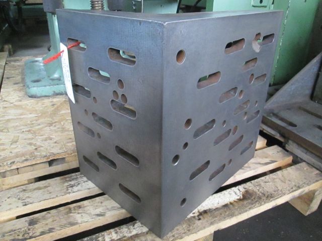 400 x 400 x 300  UNBEKANNT