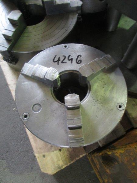 3 - Backenfutter  UNBEKANNT