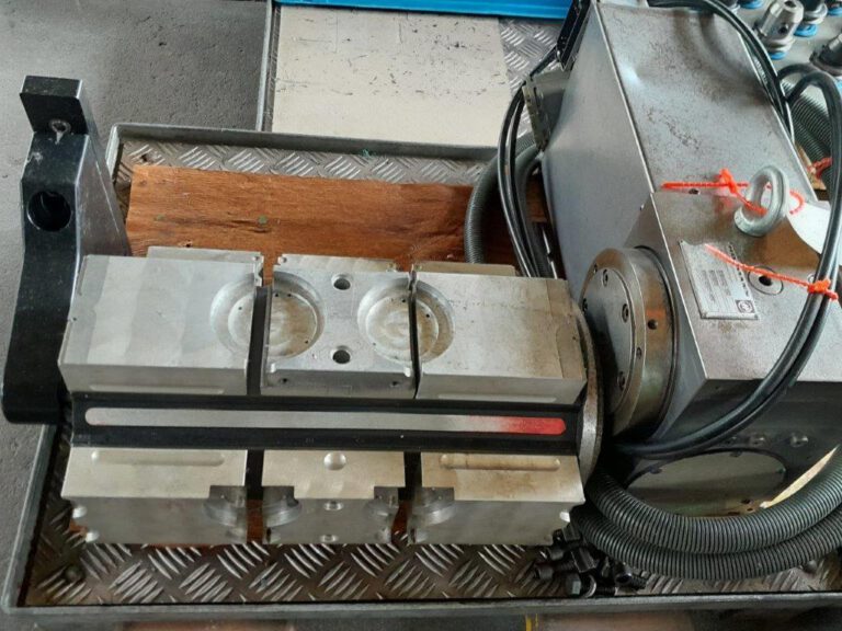 RW / NC  - 160  HOFMANN 2001