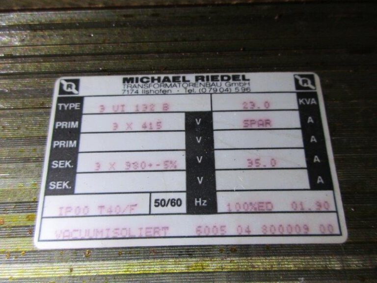 3UI132 B  MICHAEL RIEDEL