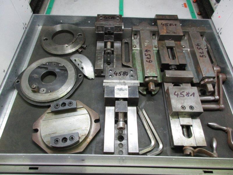 Alternative view of UNBEKANNT