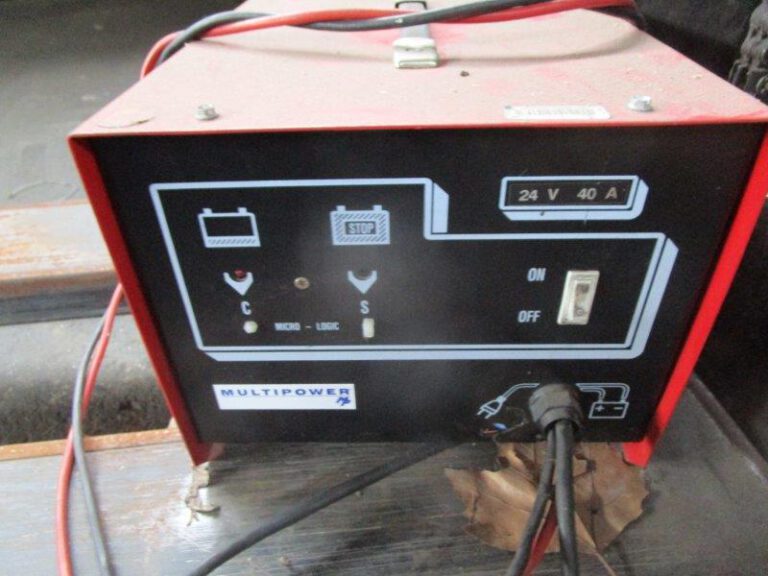 7 SM 10 / 24 V  TOYOTA 2003