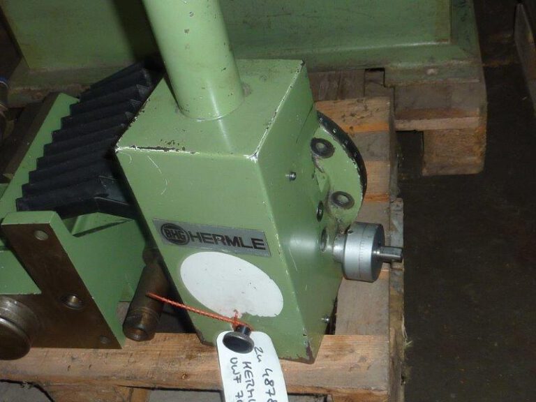 UWF 700  HERMLE 1986