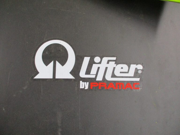 Paleti / FTF  S-Elektronik / LogisticJet 2013