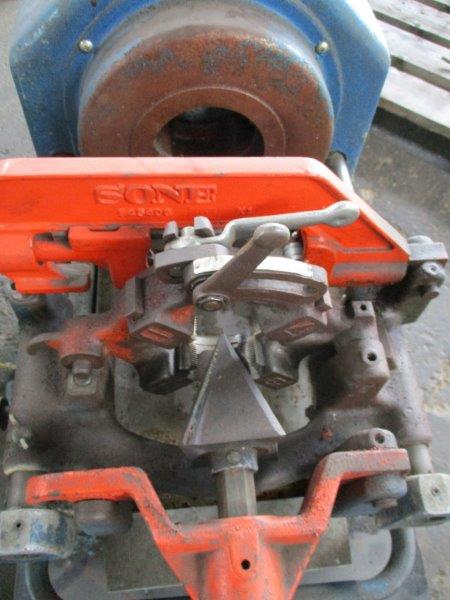 Alternative view of Alpha 4  Berg + Schmid / SONE 1990