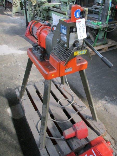 30 - Rollnut Maschine  GRUVLOK / MEWAHO