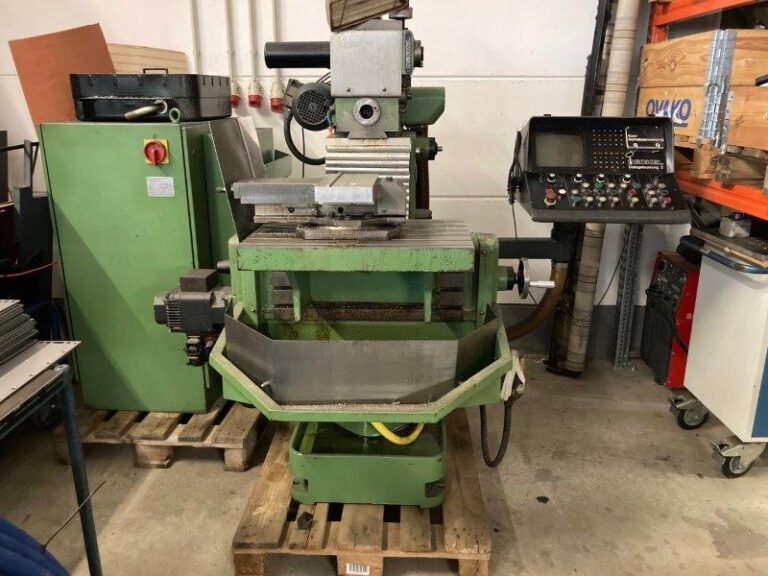 FP 2 NC / 2801 DECKEL 1983