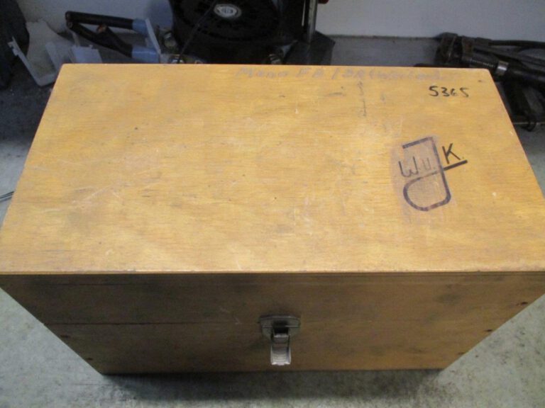 R 25  Radius Apparat unbekannt