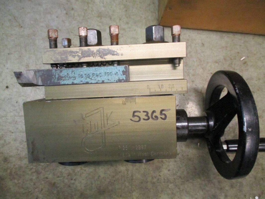 R 25  Radius Apparat unbekannt