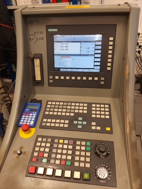 Alternative view of DMC 103 V  DECKEL-MAHO 2001