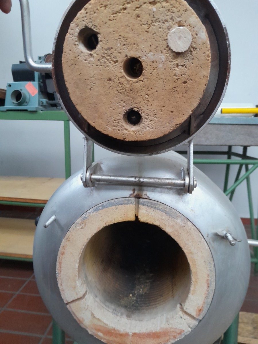 Alternative view of MRK 9004  SOLO CH