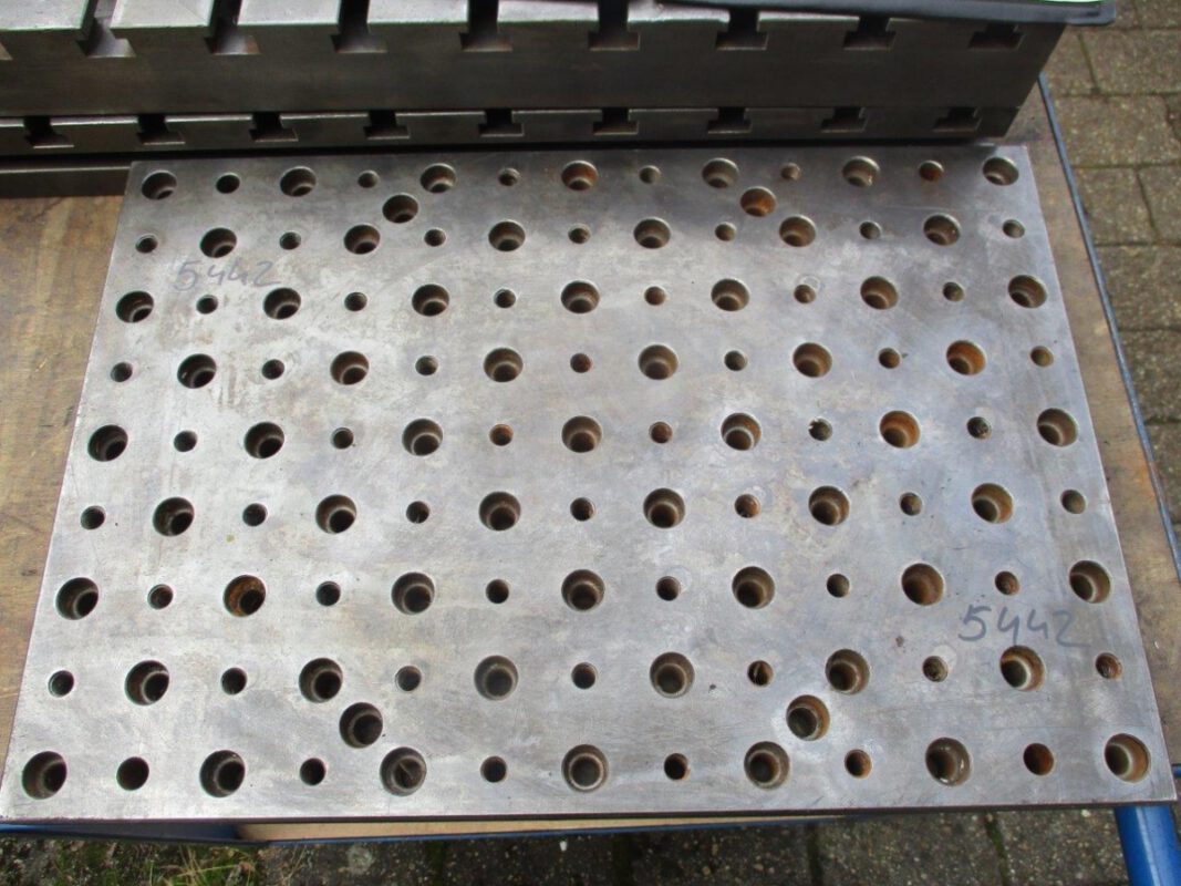 -  UNBEKANNT unbekannt