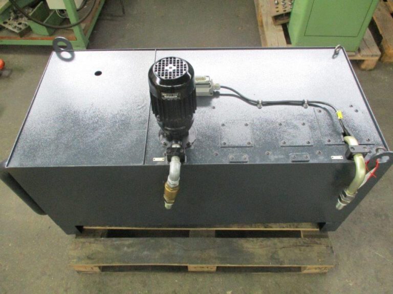 ( DMU 40 )  DMG MORI 2010