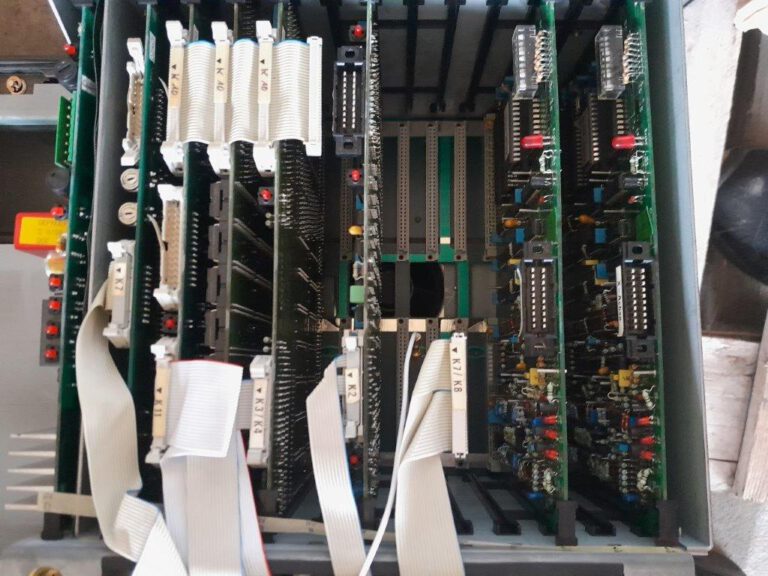 Dialog 4  DECKEL 1988