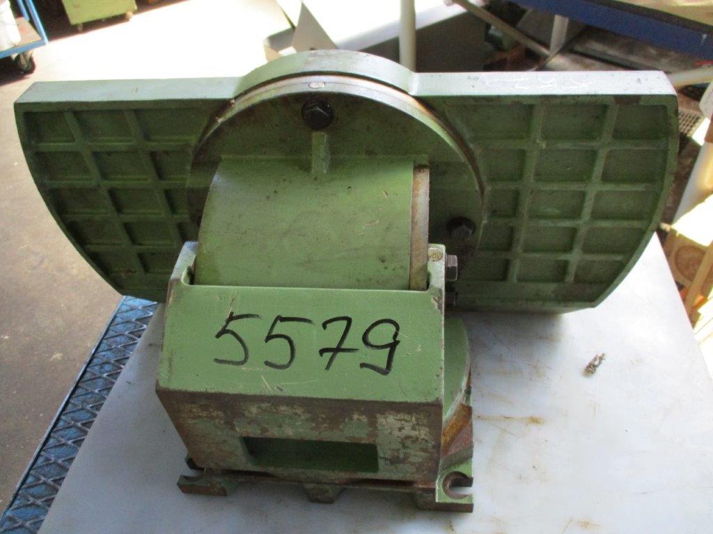 Alternative view of ( MH 300 / 400 )  MAHO 19xx