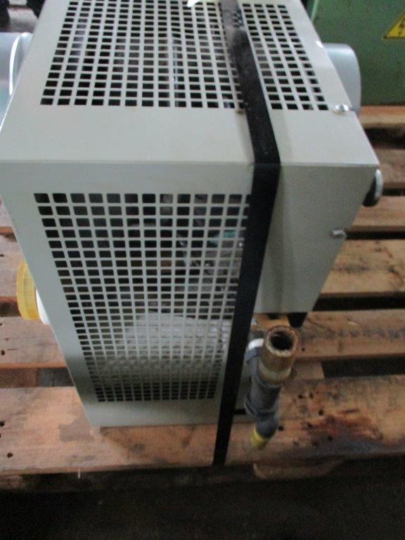 Alternative view of unbekannt