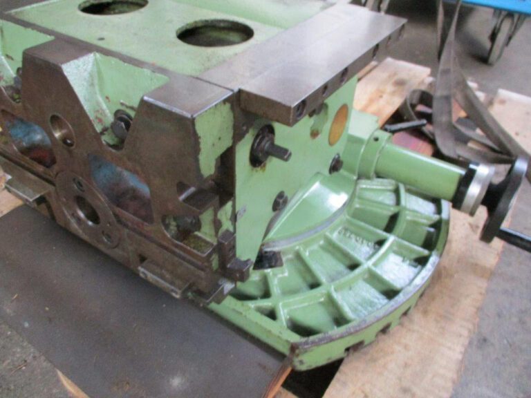 MH div. / Universaltisch  MAHO 1990