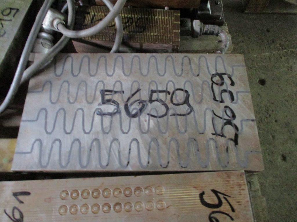 450 x 250 x 90 mm UNBEKANNT