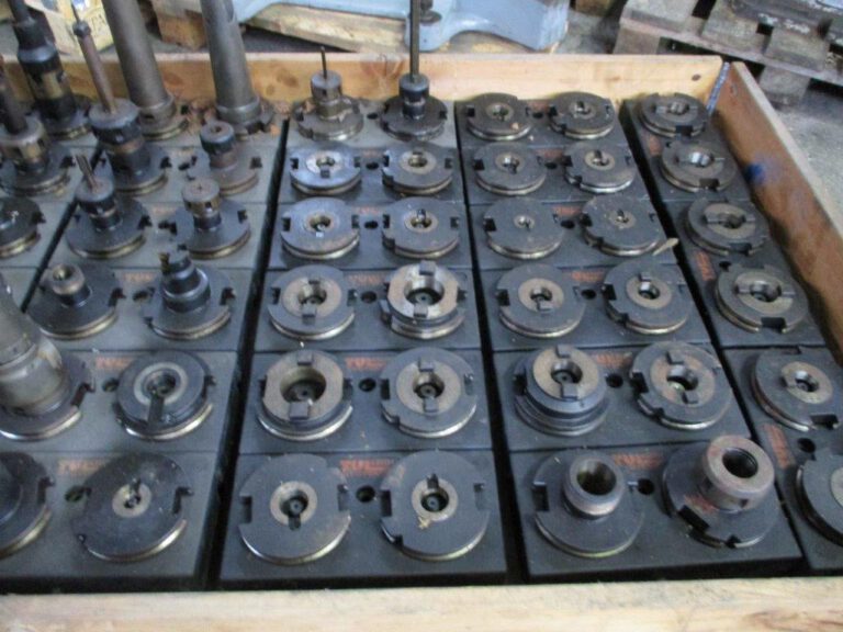 54x SK 50 / 27x TUL Kelch  UNBEKANNT