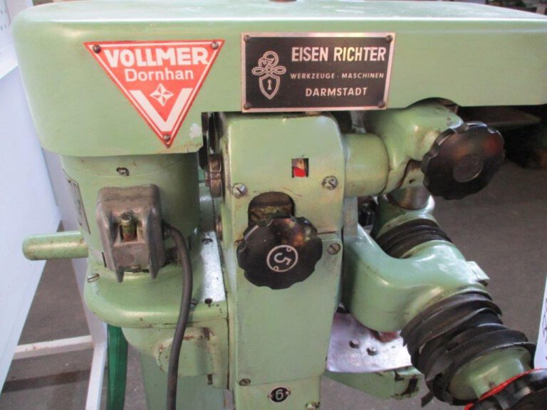 LIL ( Liliput )  VOLLMER