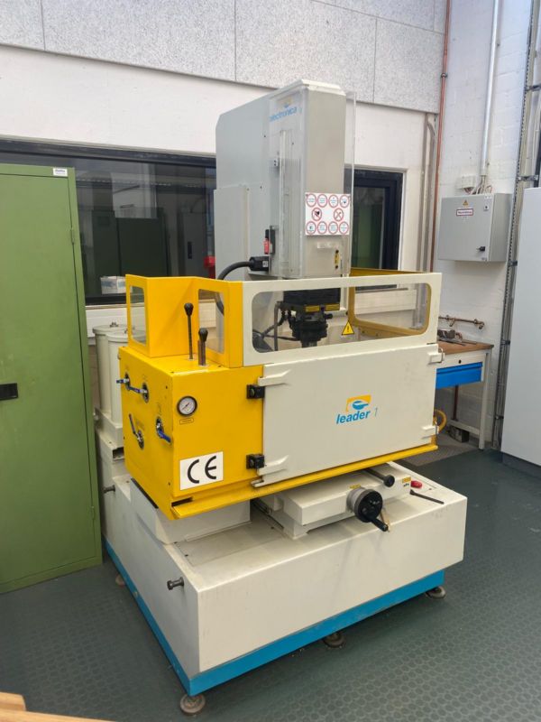 LEADER 1 ELECTRONICA 2007