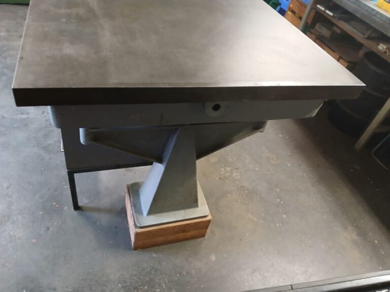 Anreissplatte 2000 x 1000  unbekannt