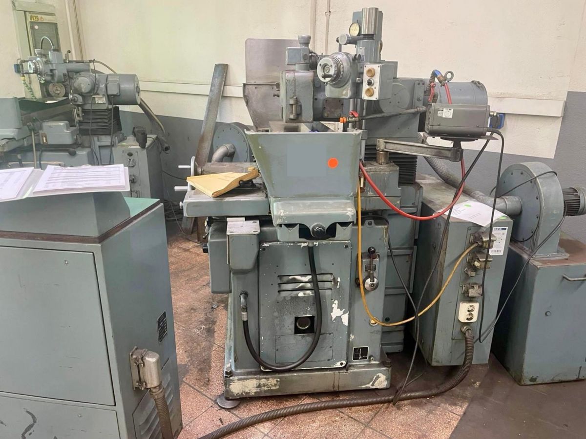 Alternative view of 5x  HF 50  JUNG