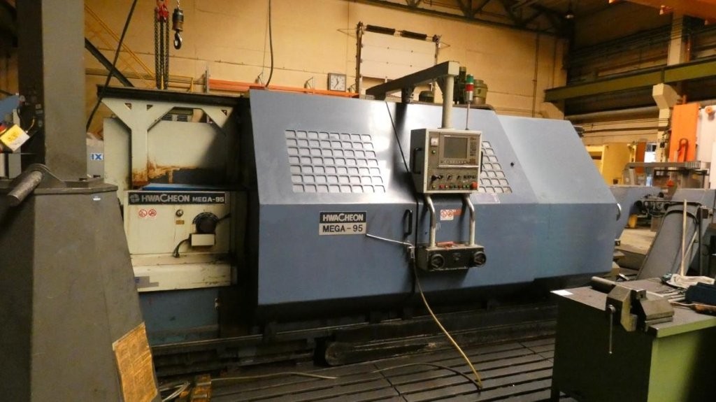 MEGA - 95 x 3000 HWACHEON 1999