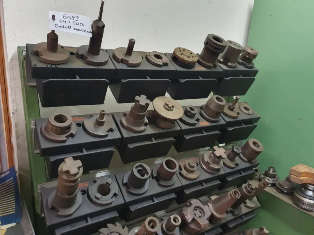 Alternative view of SK 50 / TUL Kelch UNBEKANNT