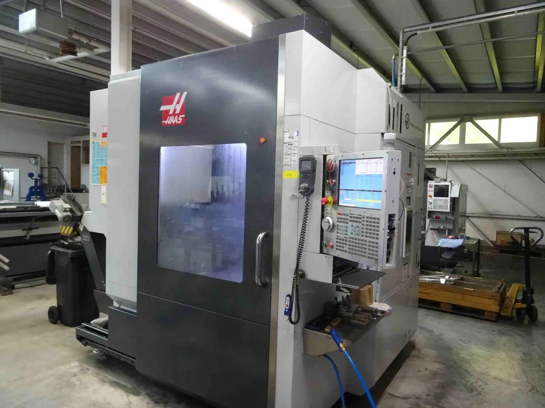 UMC 750 - 5 AX  HAAS 2016