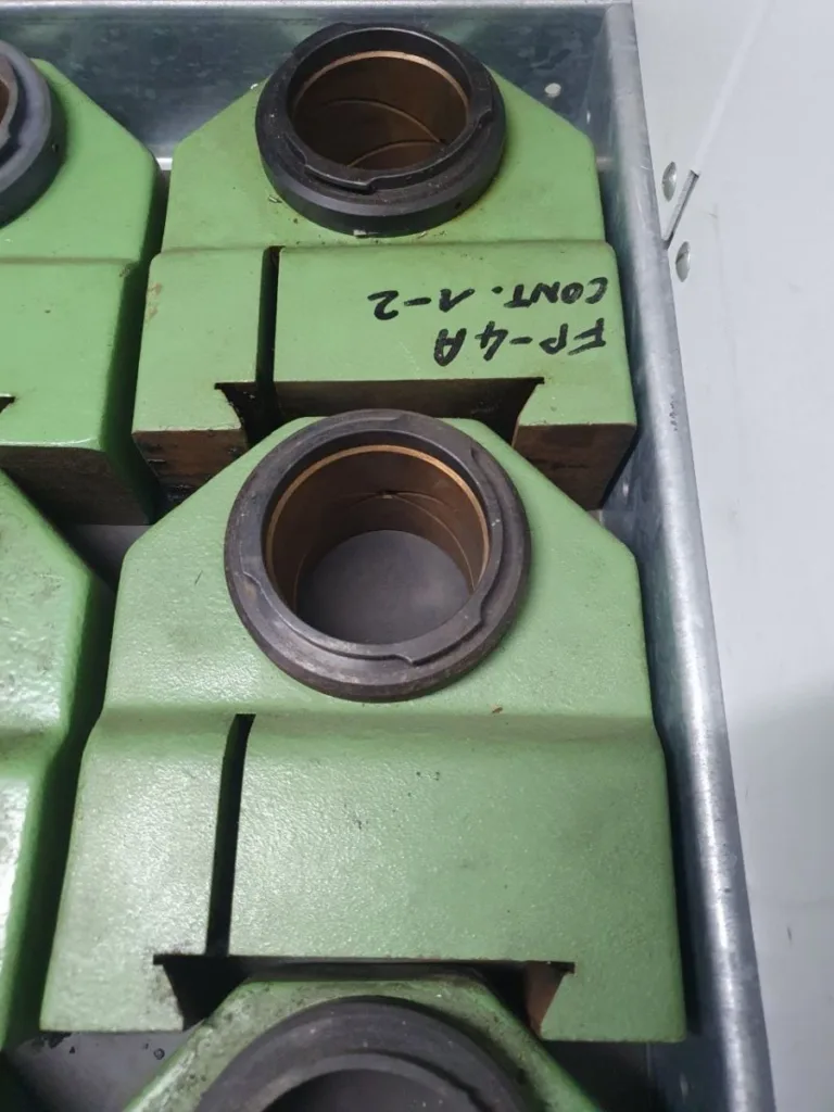 div. Gegenlager Horizontalfr.  DECKEL + Diverse